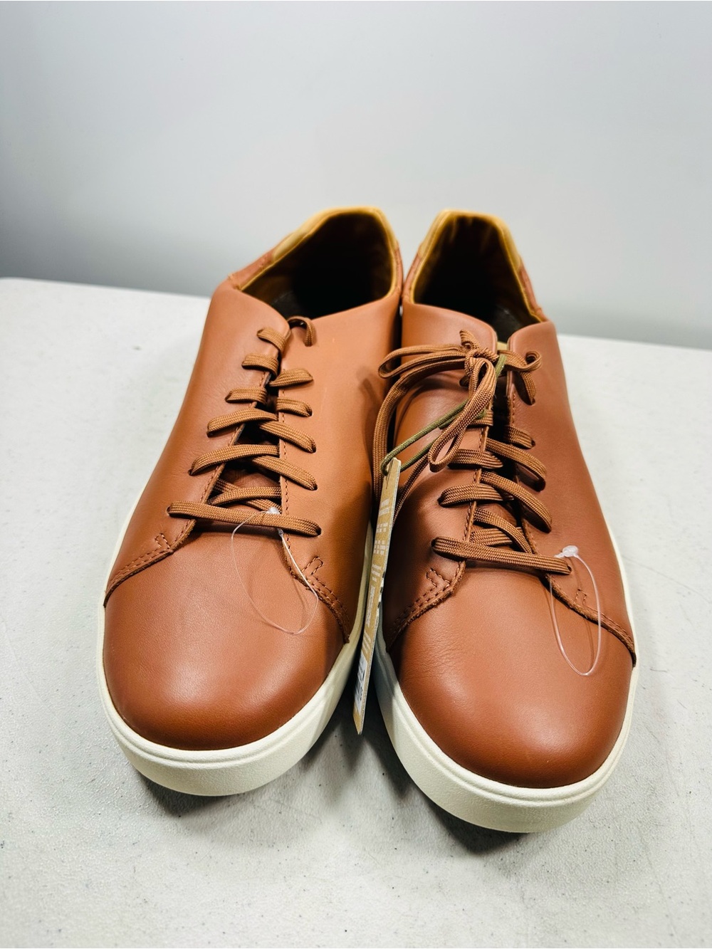 OluKai Lae‘ahi Lī ‘Ili Men’s Waterproof Leather Sneakers Kukui Brown 11.5 US - Picture 2 of 6